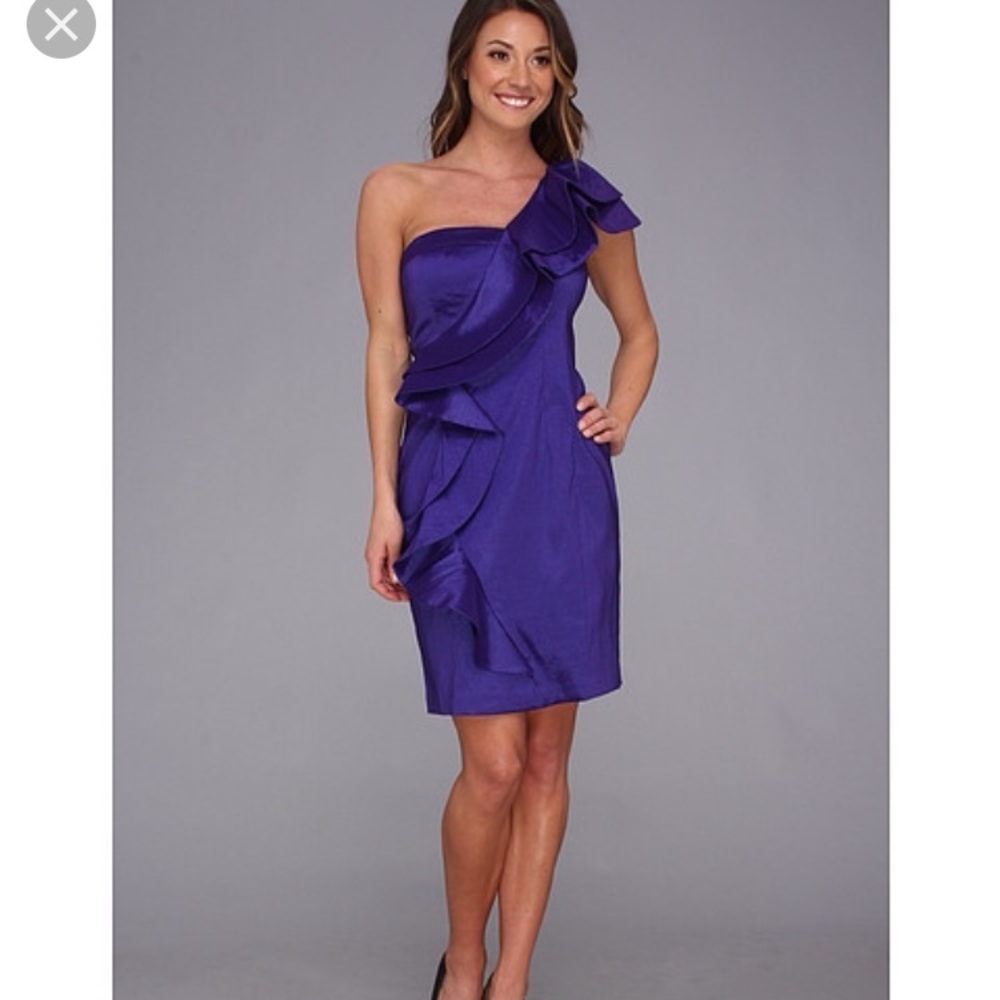 Jessica Simpson one shoulder purple dress‎